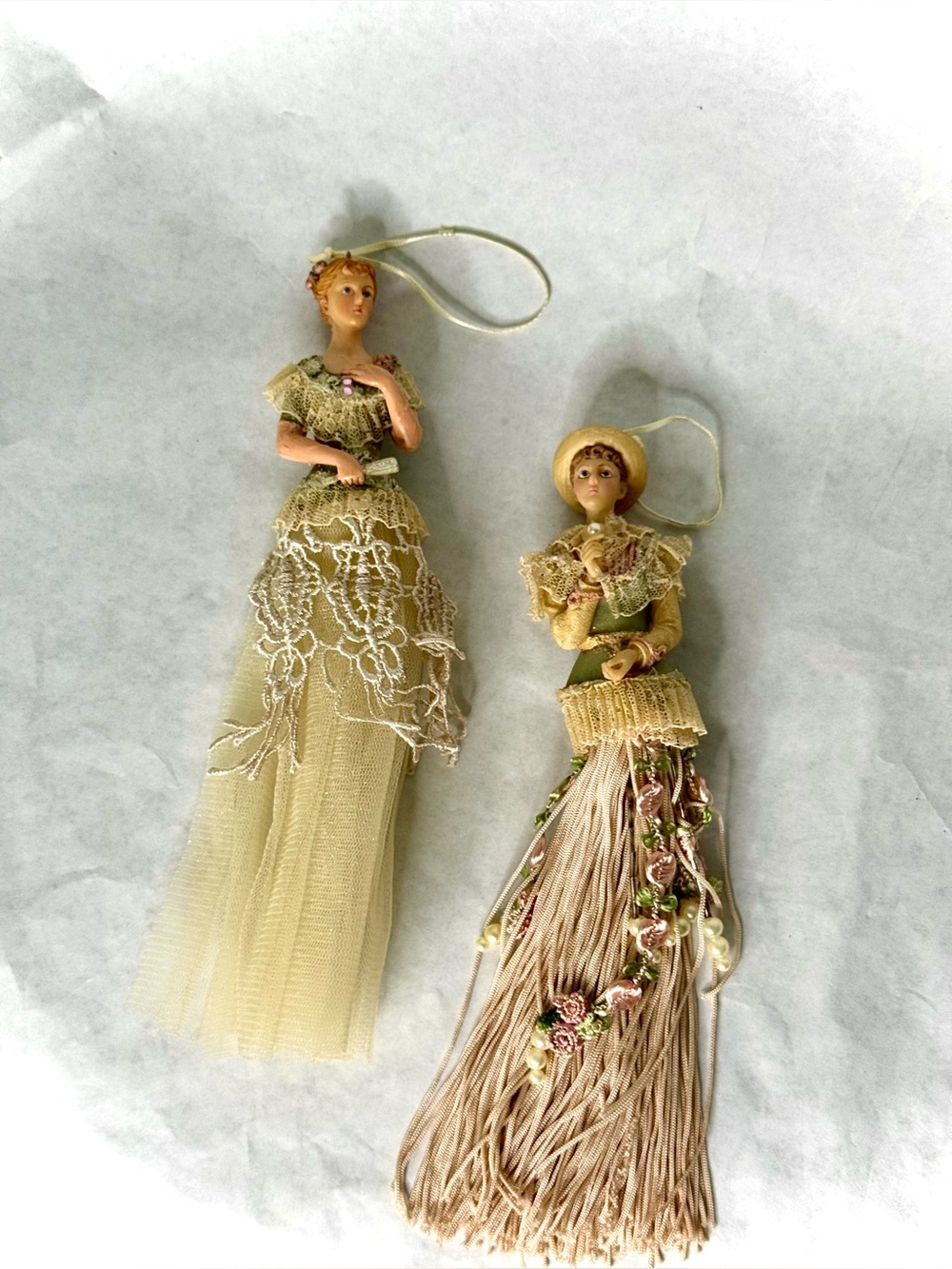 Porcelain Victorian Lady Christmas Ornaments ( Set Of 5) - Picture 15 of 16